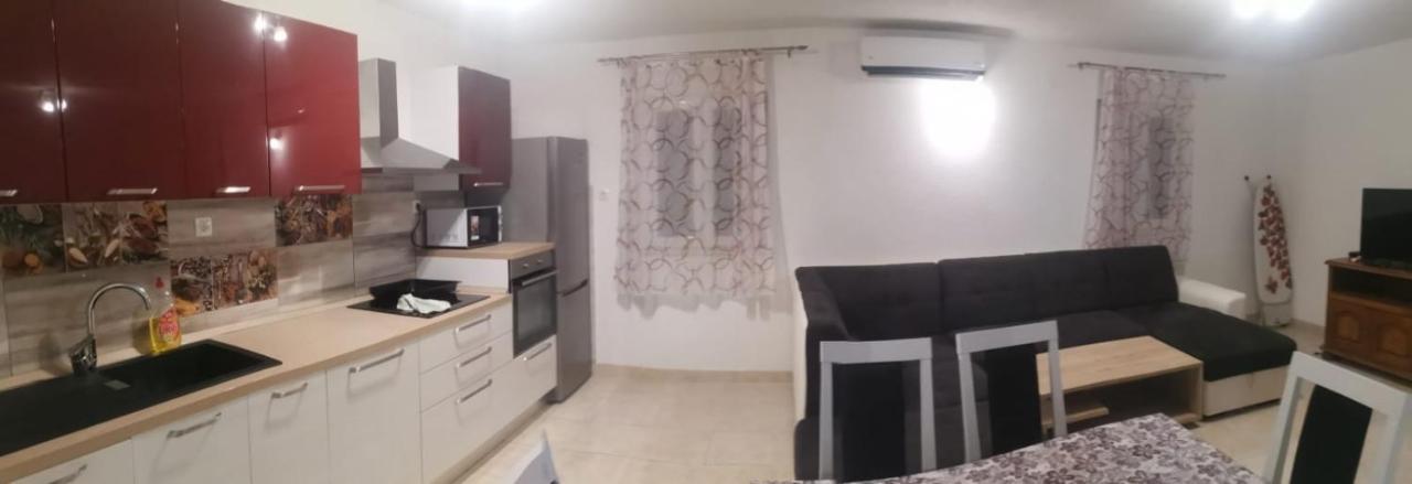 Apartmani Franceska Bol Kültér fotó